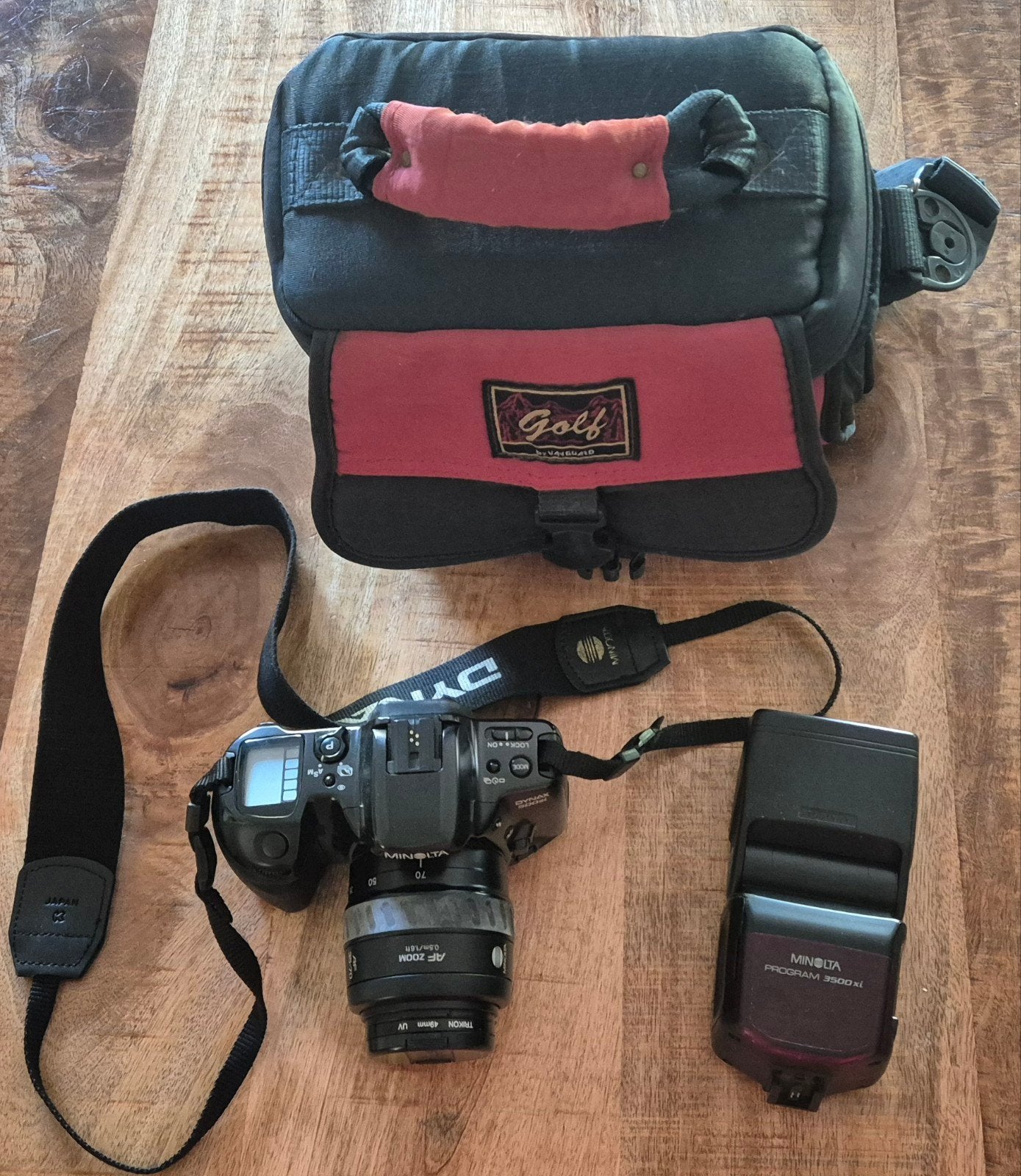 Minolta Dynax 500si spiegelreflexcamera met flitser en tas, Ophalen of Verzenden, Gebruikt, Spiegelreflex, Minolta