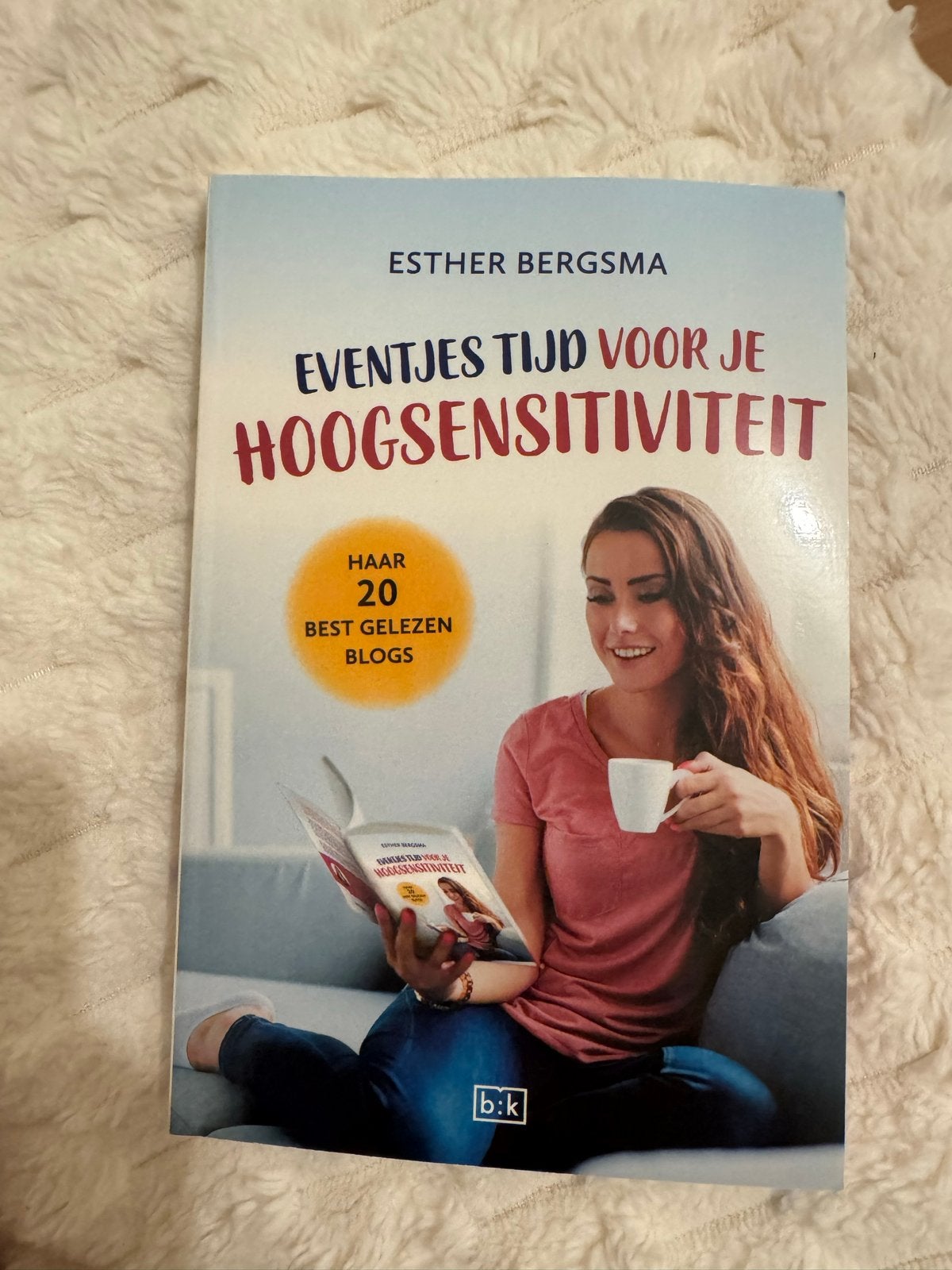 Boek: Eventjes tijd voor je hoogsensitiviteit, Ophalen of Verzenden, Zo goed als nieuw, Overige onderwerpen