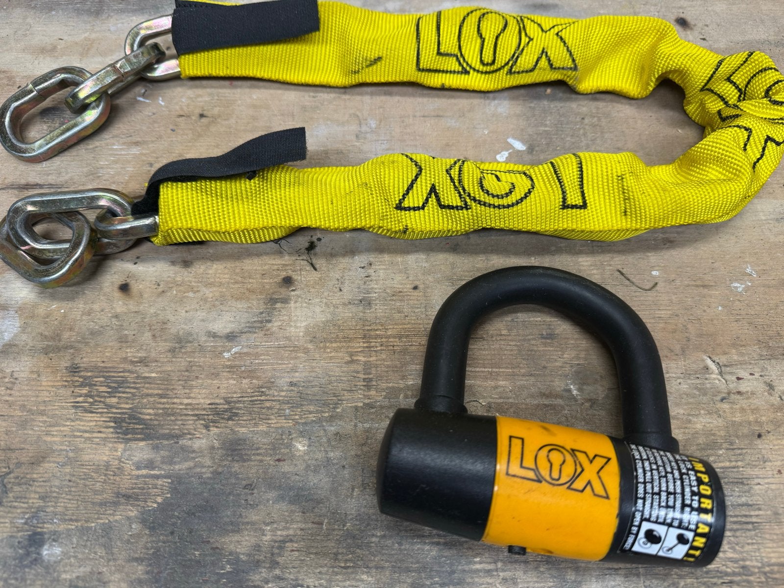 LOX Kettingslot met beugelslot en 2 sleutels, Ophalen of Verzenden, Gebruikt