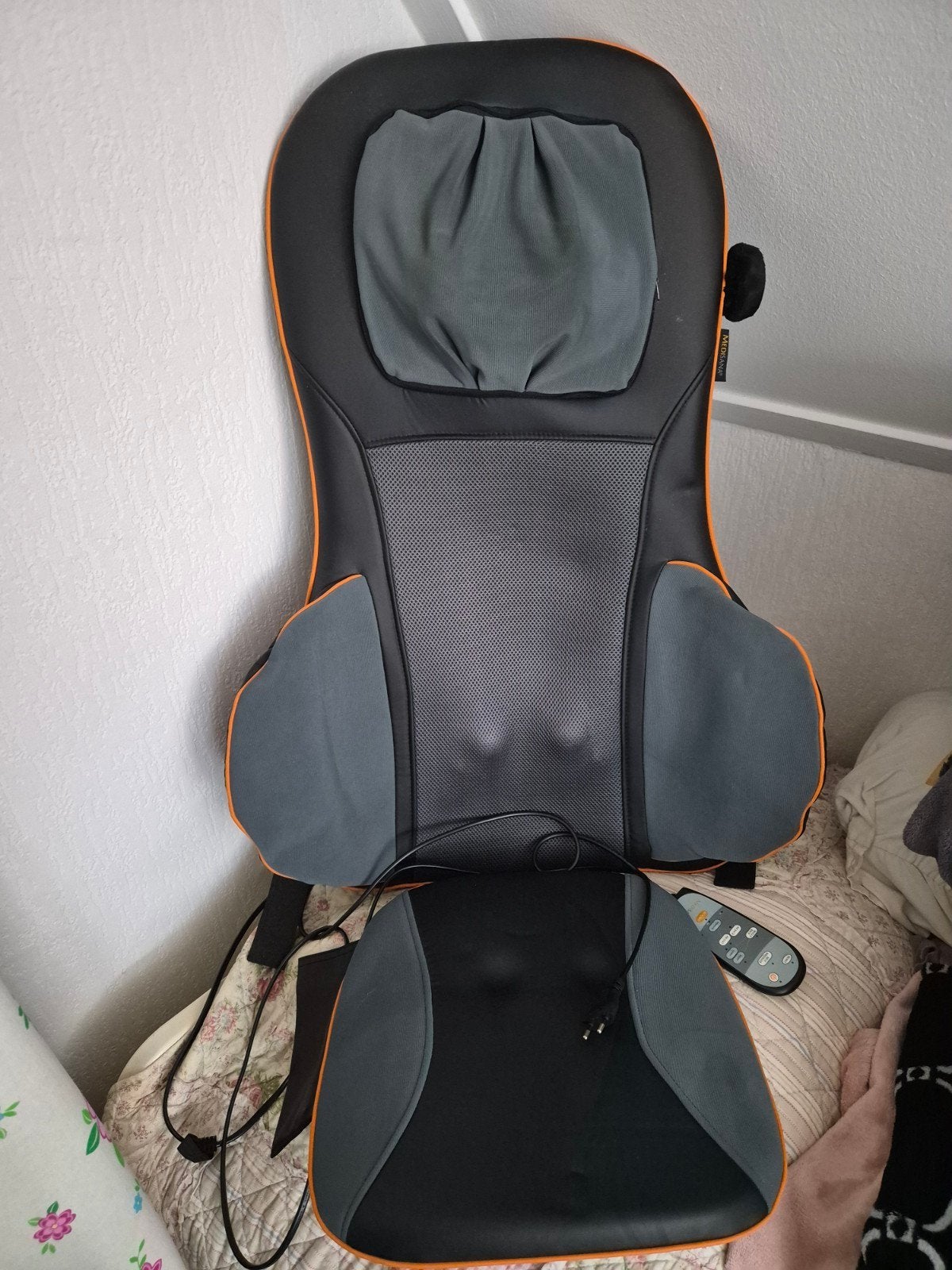 Comfortabele Massagestoel Opzetstuk met Afstandsbediening, Sport en Fitness, Ophalen of Verzenden, Gebruikt, Massagestoel of Kussen