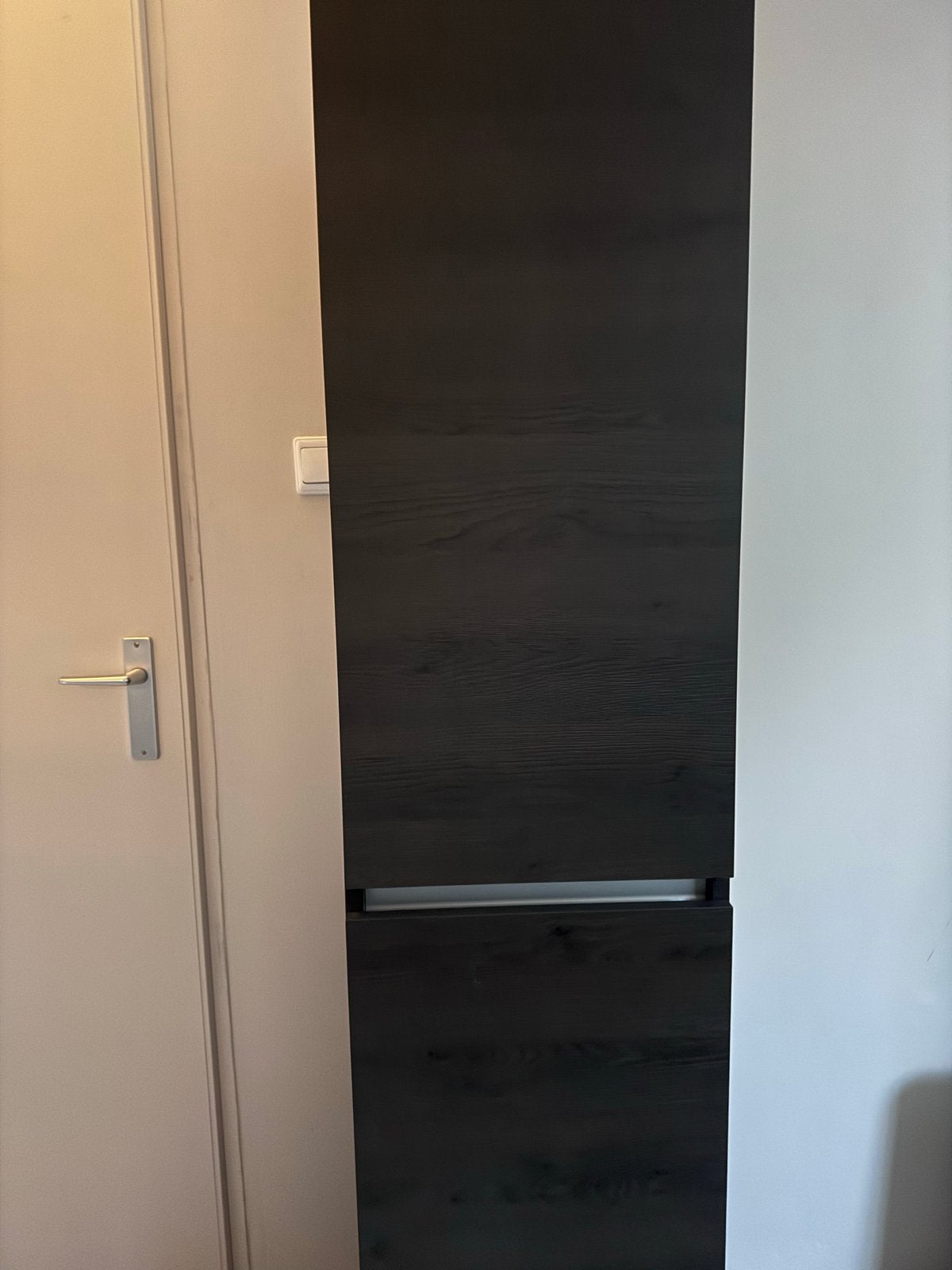 Bruynzeel kolomkast badkamer - Donker hout, Huis en Inrichting, Ophalen, (Half)hoge kast, Gebruikt, 50 tot 100 cm