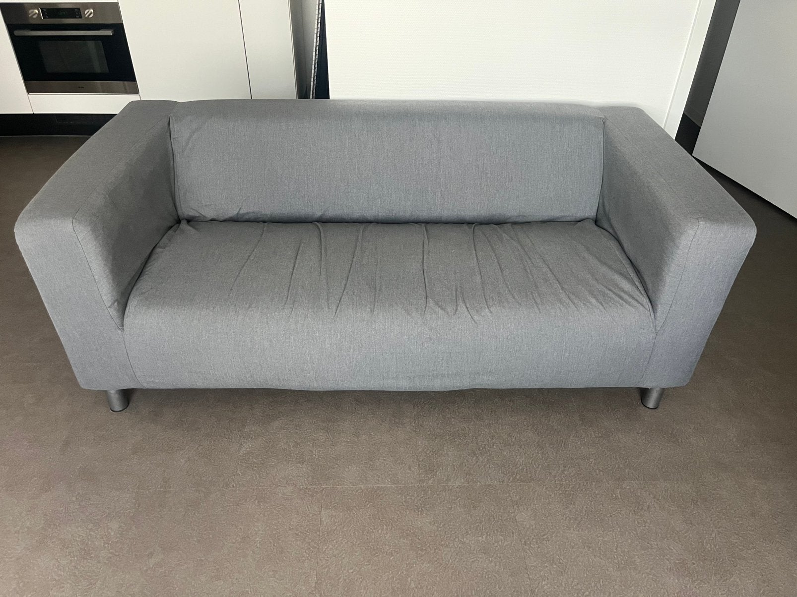Klippan bank Ikea (met grijze afneembare wasbare hoes), Huis en Inrichting, Banken | Bankstellen, Ophalen, 150 tot 200 cm, Tweepersoons