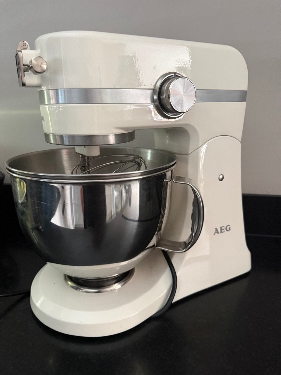 AEG Keukenmachine met RVS kom - Zo goed als nieuw, 3 tot 4 liter, Ophalen, Zo goed als nieuw, 3 snelheden of meer