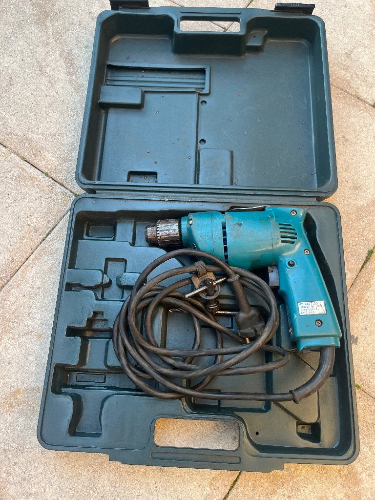 Makita boormachine, Ophalen, Gebruikt, 600 watt of meer, Boormachine