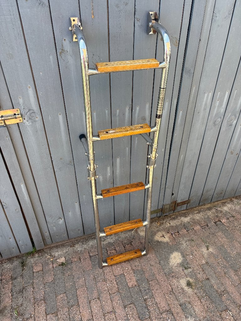 Zwemtrap, Ophalen, Gebruikt, Dekbeslag, Zeilboot of Motorboot