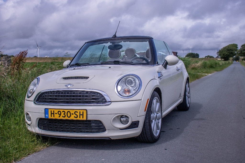 Mini 1.6 Cooper S Cabrio 2009 limited edition / LUXE!, Voorwielaandrijving, 4 cilinders, Cabriolet, 4 stoelen