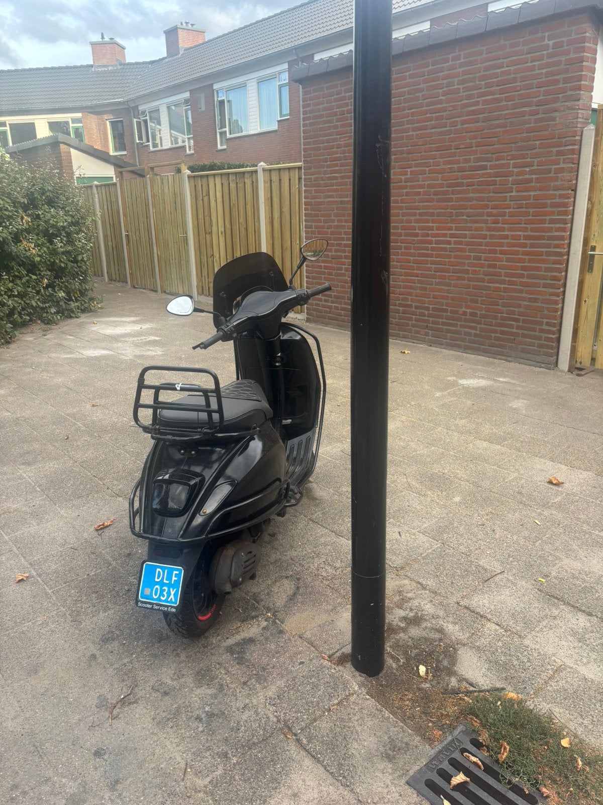 Vespa sprint 80cc, Fietsen en Brommers, Scooters | Vespa, Ophalen, Zo goed als nieuw, Benzine, Vespa S