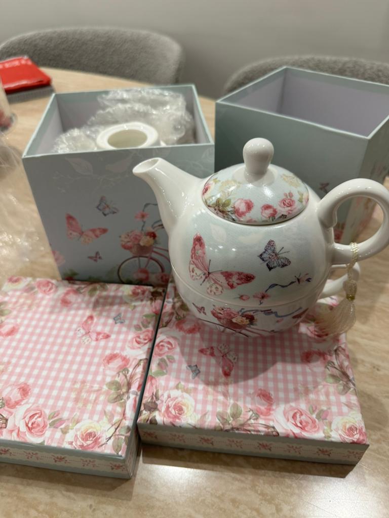 Schattige theepot met mok set – Nieuw in doos, Keramiek, Overige typen, Nieuw, Ophalen of Verzenden