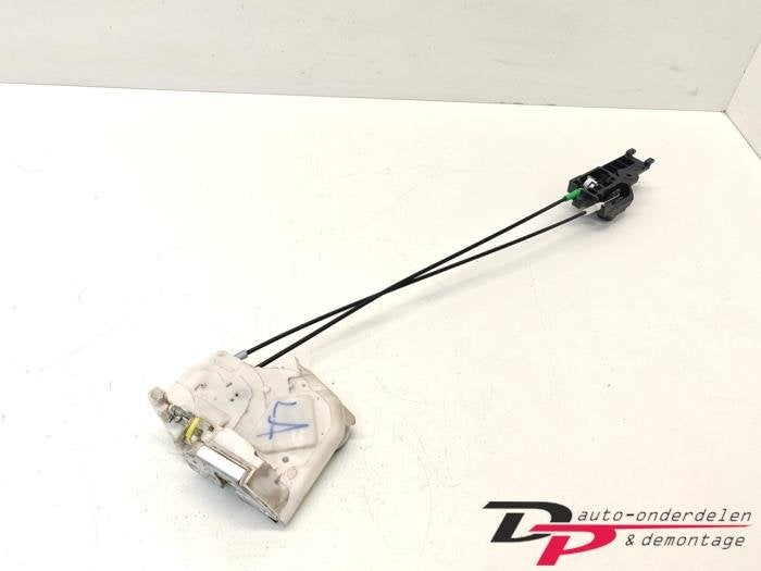 Deurslot Mechaniek 4Deurs links-achter van een Daihatsu Cuor, Gebruikt, Daihatsu, -, -