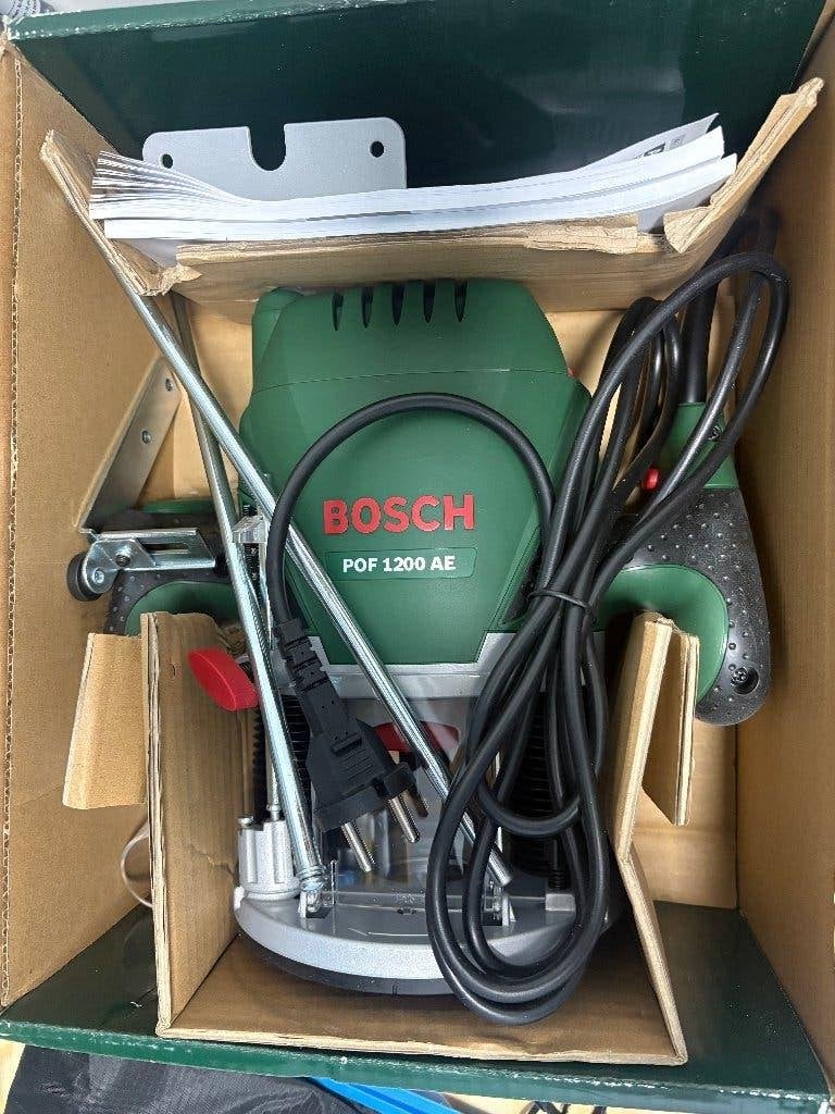 Bosch POF 1200 AE Bovenfrees met freesjes, Ophalen, Nieuw, Bovenfrees, Bosch