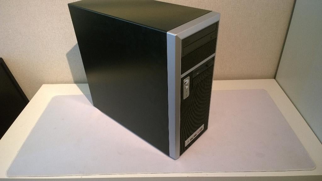 Retro 2006 Windows XP game PC, Core 2 Duo, 7300LE, 60GB SSD, Ophalen