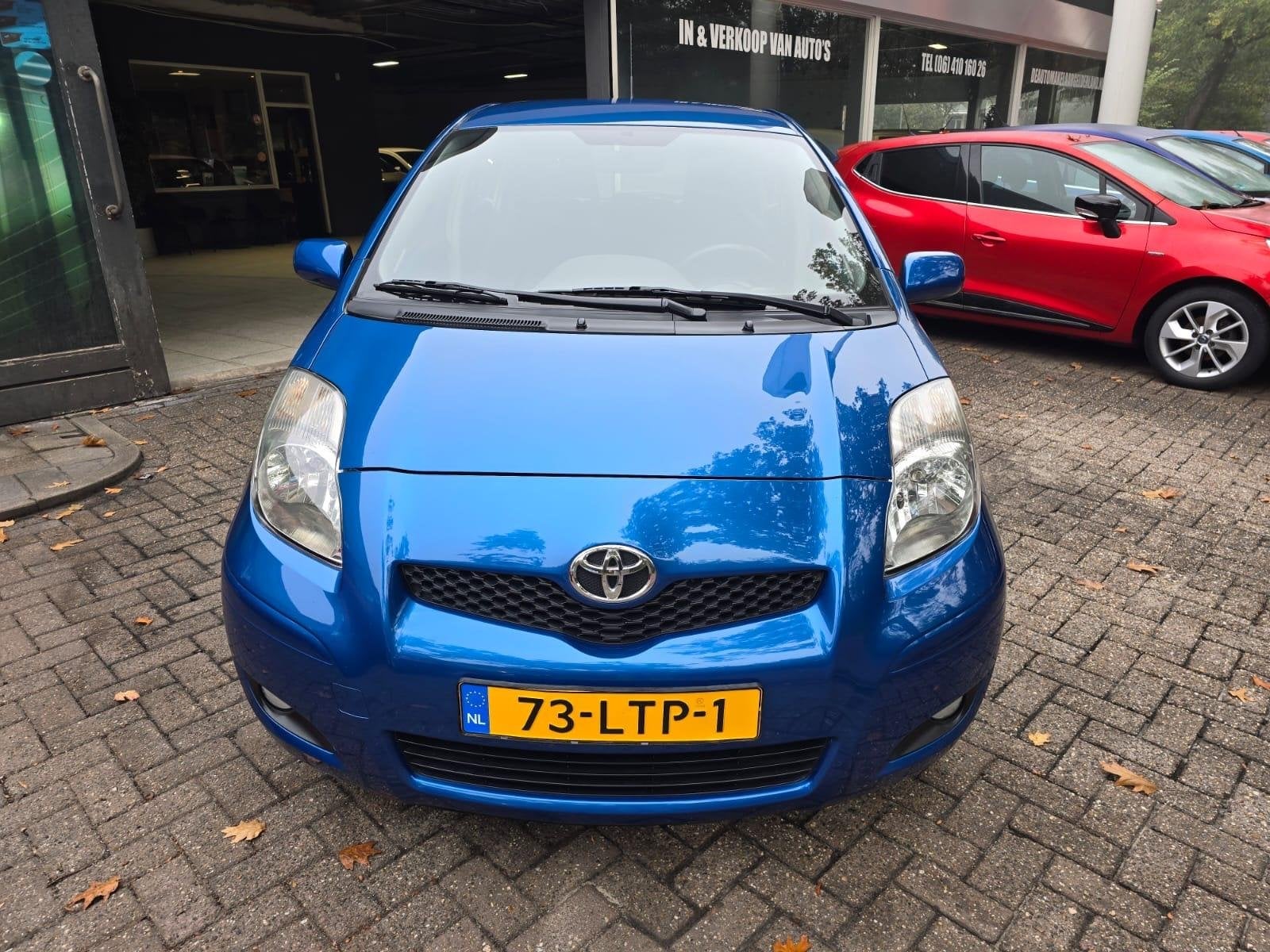 Toyota Yaris 1.3 VVTi Aspiration | 1E EIGENAAR | 3/6 OF 12MN, Voorwielaandrijving, 4 cilinders, Bedrijf, Handgeschakeld