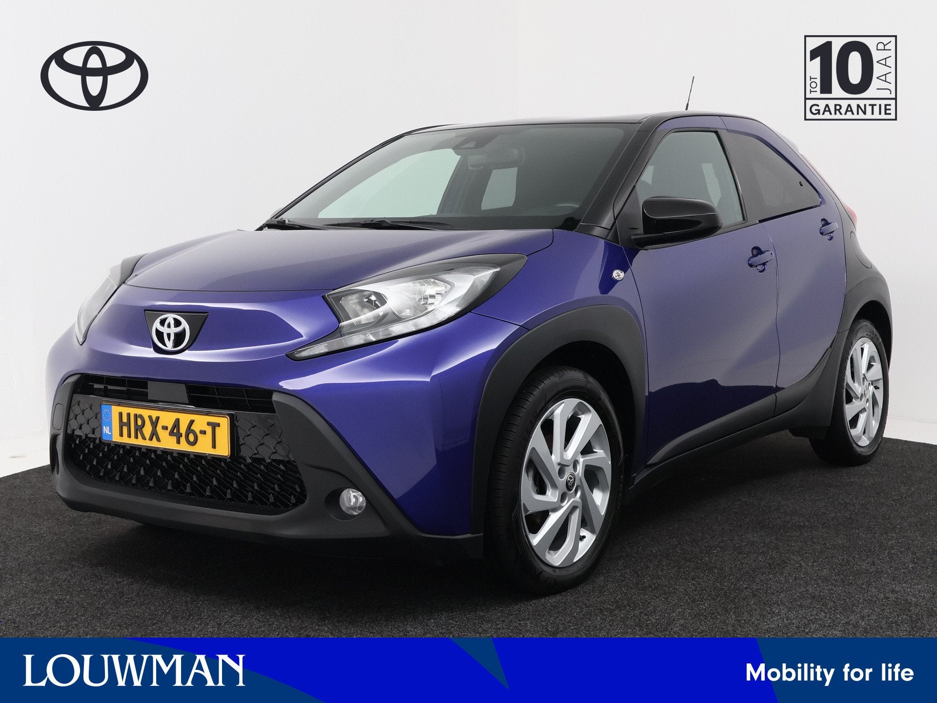 Toyota Aygo X 1.0 VVT-i MT Business (bj 2023), Auto's, 12 maanden, Stof, Gebruikt, 3 cilinders
