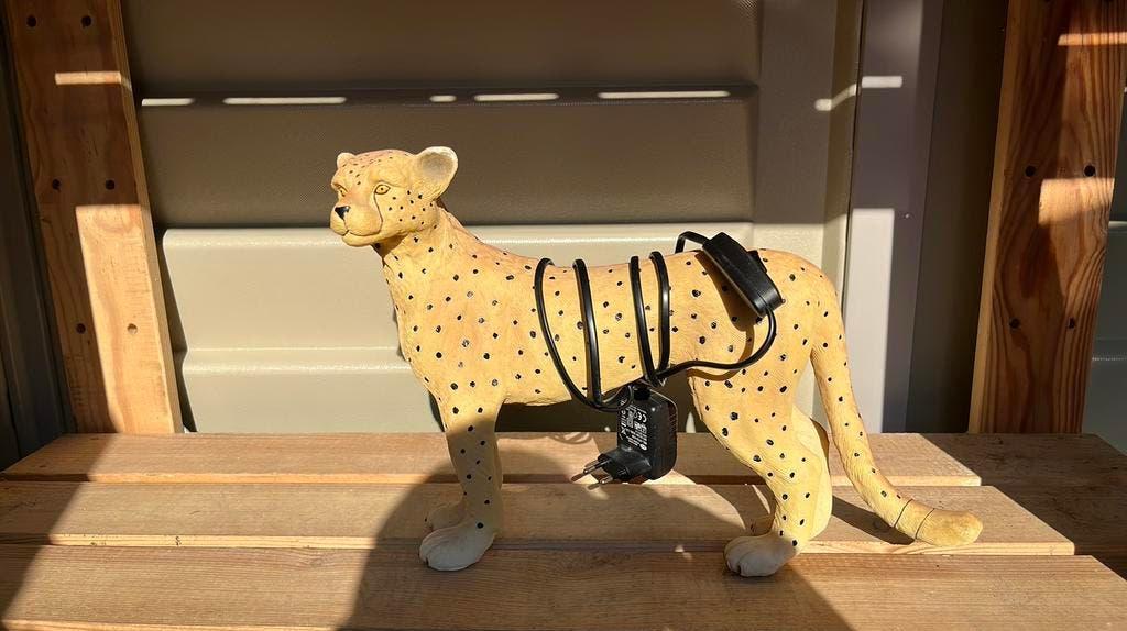 Cheetah tafellamp, Ophalen, Zo goed als nieuw, Minder dan 50 cm