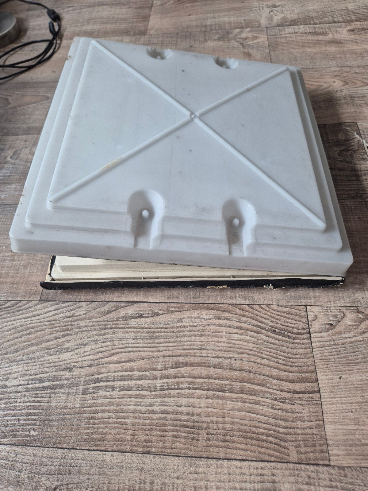 Dakluik 40x40 (MPK), incl binnendeel. Voor caravan of camper, Caravans en Kamperen, Caravan accessoires, Ophalen, Gebruikt