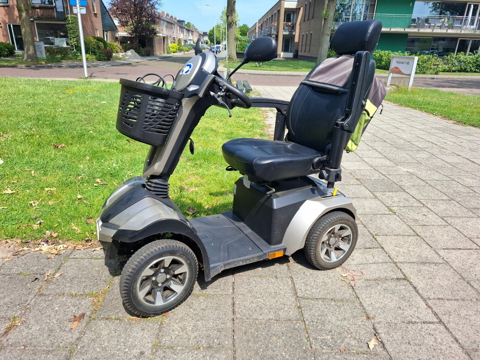 Te koop Scootmobiel, Ophalen, Gebruikt, 16 km/u of meer