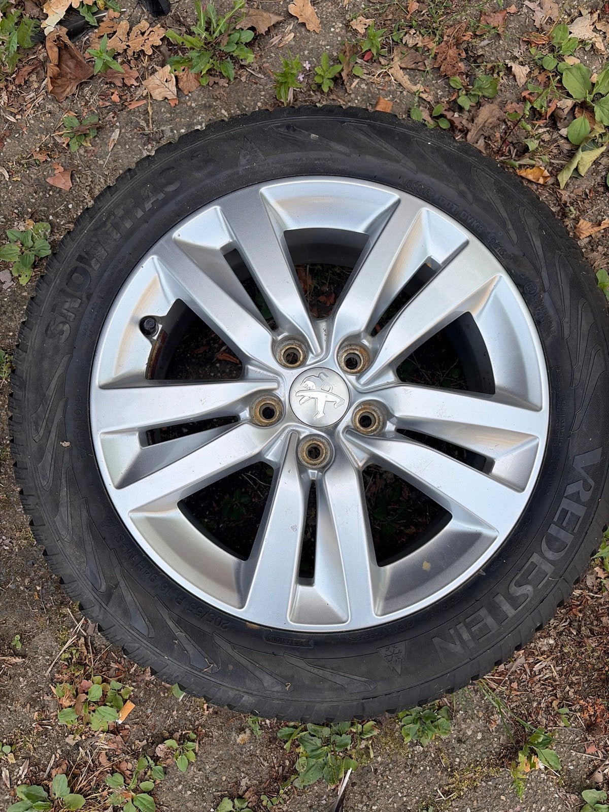 4x velg + Vredestein Snowtrac 5 Winterband Velg (215/60 R16), 16 inch, Banden en Velgen, Personenwagen, Gebruikt