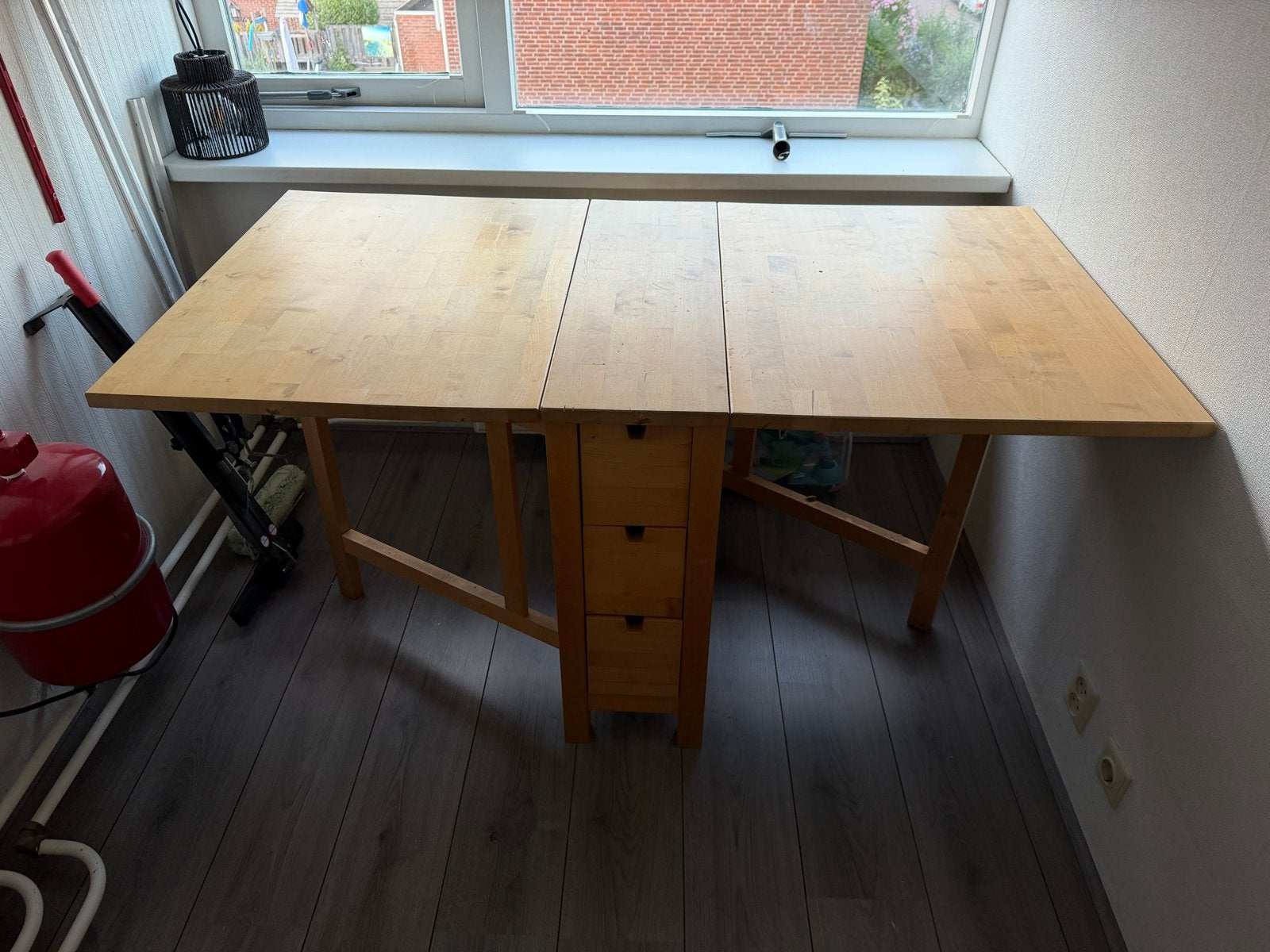 Inklapbaar houten bureau met 3 lades - ideaal voor klussers, Ophalen, Gebruikt, Hout, Overige typen