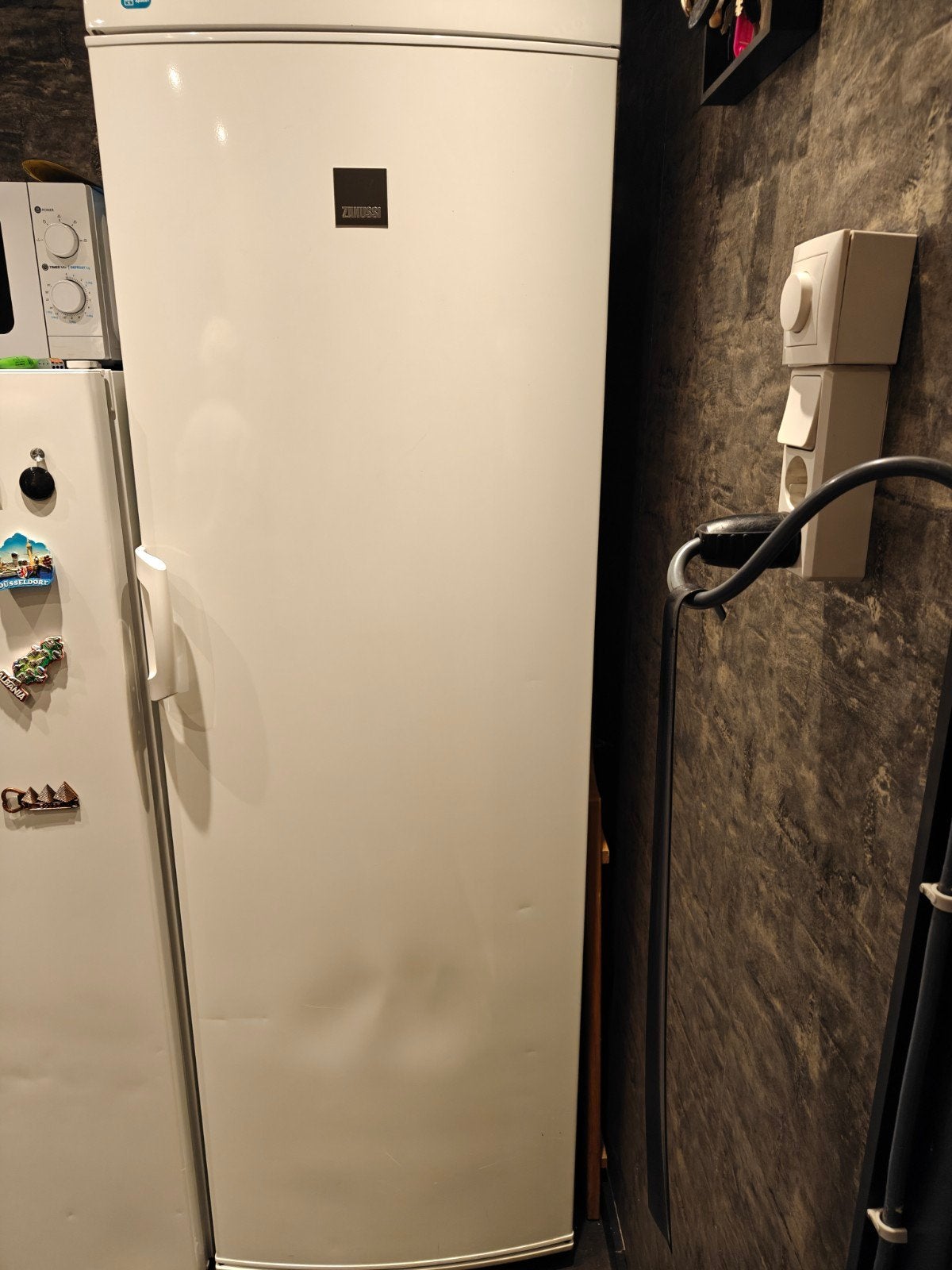 Gratis Zanussi Koelkast - 180x60x ophalen voor zondag, Witgoed en Apparatuur, Ophalen, 200 liter of meer, 60 cm of meer, 160 cm of meer