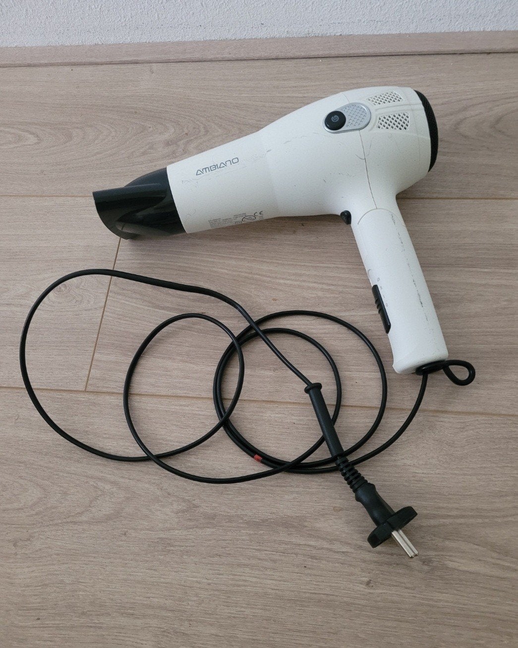 Nieuwe opvouwbare reisföhn met oprolbaar snoer, Witgoed en Apparatuur, Ophalen