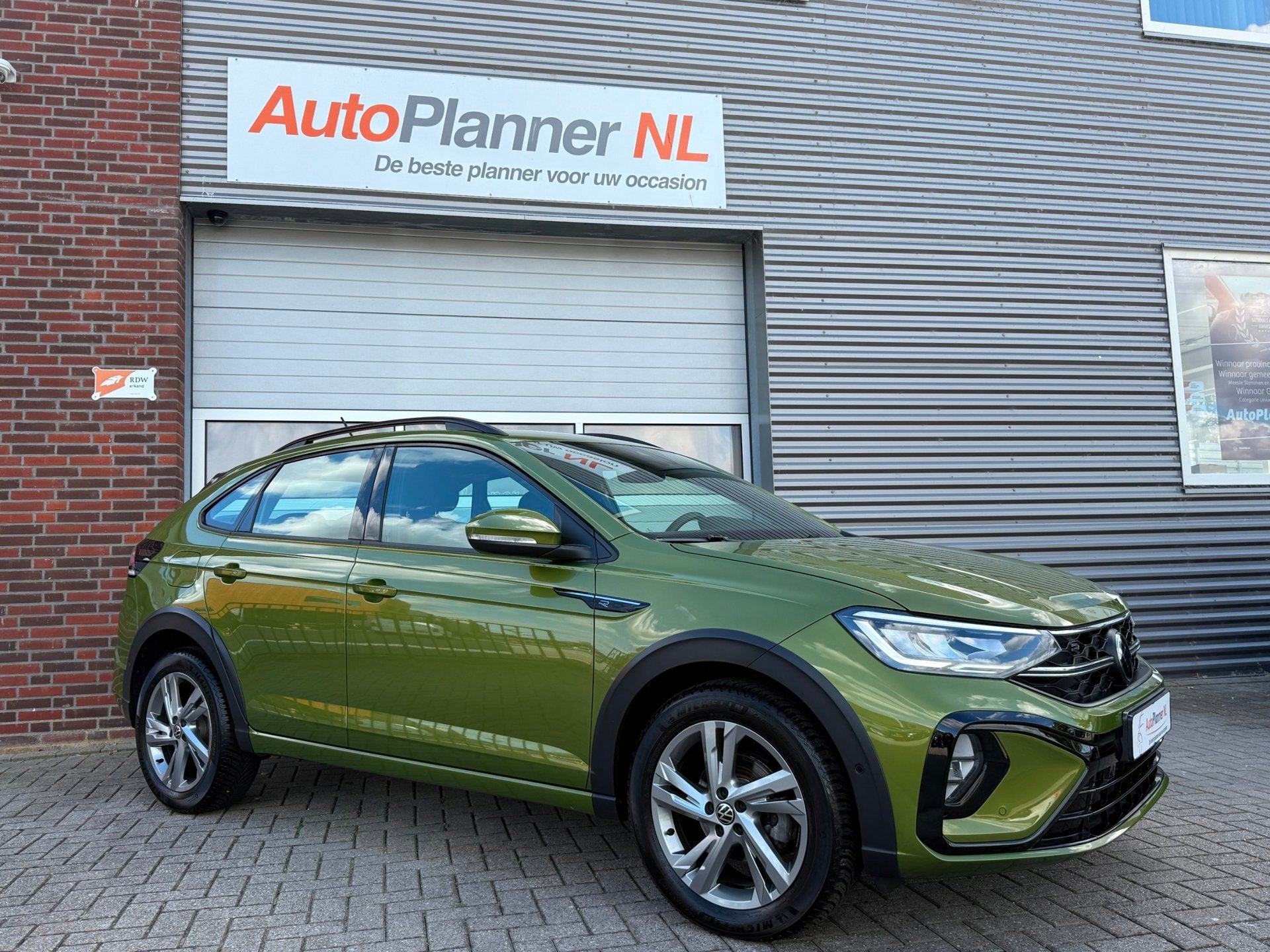 Volkswagen Taigo 1.0 TSI R-Line! 110PK! Nieuwstaat! 1e Eig!, Auto's, Volkswagen, Voorwielaandrijving, Stof, Gebruikt, Origineel Nederlands