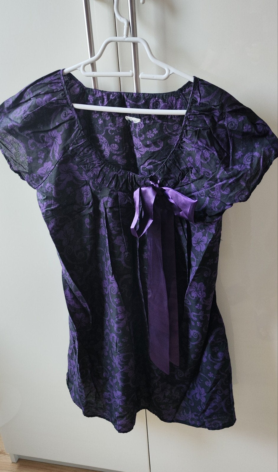 Zwarte tuniek/ jurkje met paarse print maat M, Kleding | Dames, Ophalen of Verzenden, Zo goed als nieuw, Maat 38/40 (M), Zwart