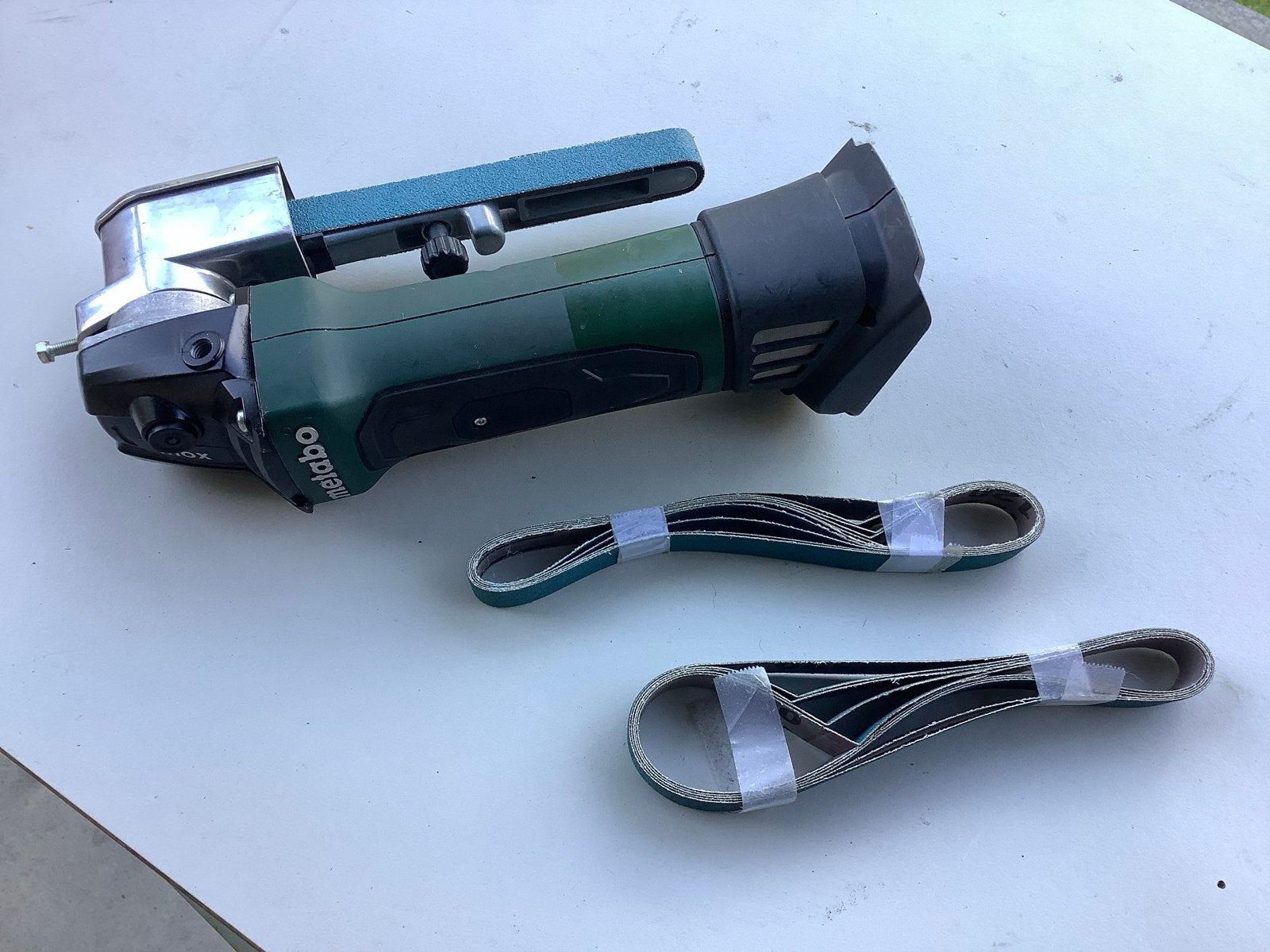 Metabo BF 18 LTX 90 Accu Bandschuurmachine powerfile, Ophalen of Verzenden, Gebruikt, Minder dan 600 watt, Bandschuurmachine