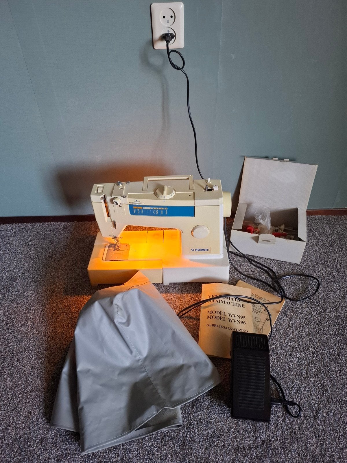 Naaimachine, Ophalen, Gebruikt, Naaimachine, Overige merken
