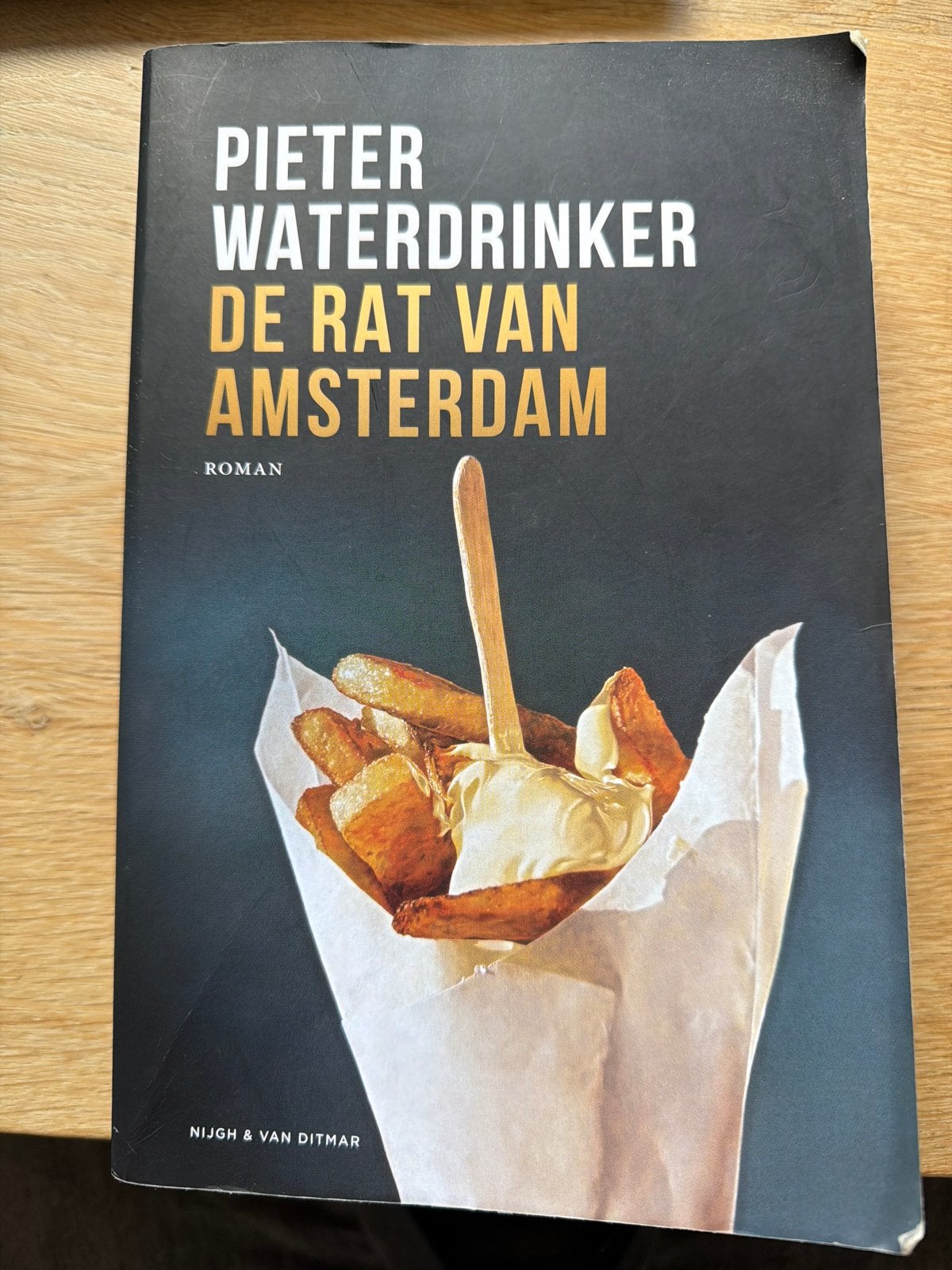 Pieter Waterdrinker - De rat van Amsterdam (Roman), Ophalen of Verzenden, Zo goed als nieuw, Nederland