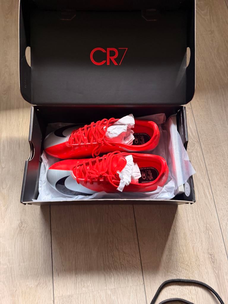 Nike Mercurial CR7 Voetbalschoenen - Nieuw in doos, Sport en Fitness, Voetbal, Ophalen of Verzenden, Nieuw, Schoenen