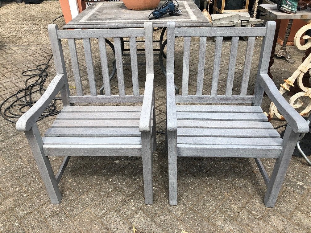 2 oude zware teak armstoelen gerestaureerd tuinstoel flamant, Ophalen, Gebruikt, Wilms, Info@houseofcoco.nl