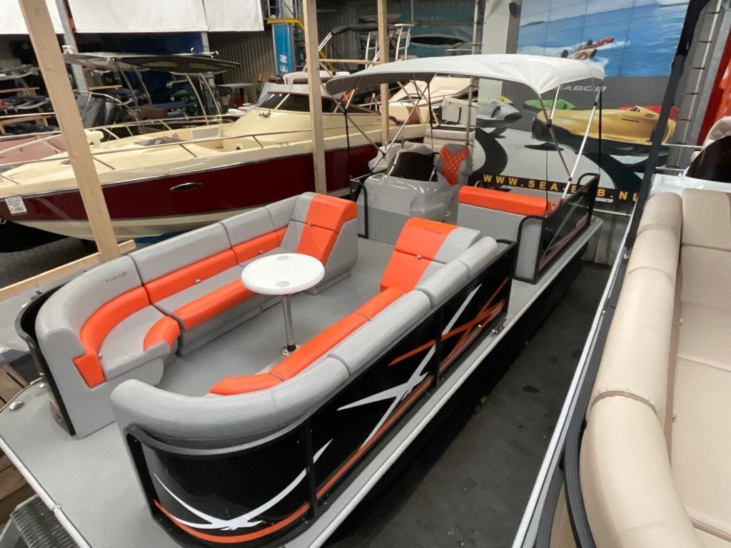 Funcruiser Pontoon 650 - NIEUW (bj 2026), Nieuw