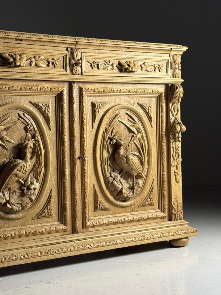 Gestoken buffet eiken 19e eeuw, Ophalen
