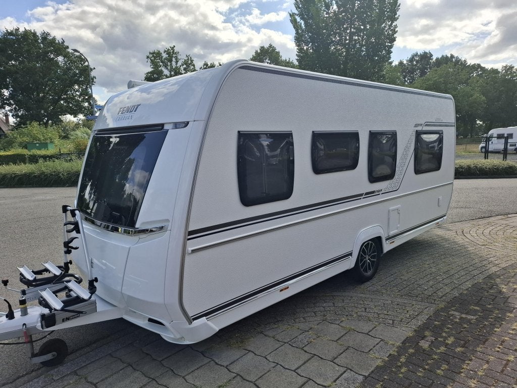 Fendt Apero 495 enk,bed, mover,airco,luif, Caravans en Kamperen, Standaardzit, Overige typen, 1250 - 1500 kg, Tot en met 4
