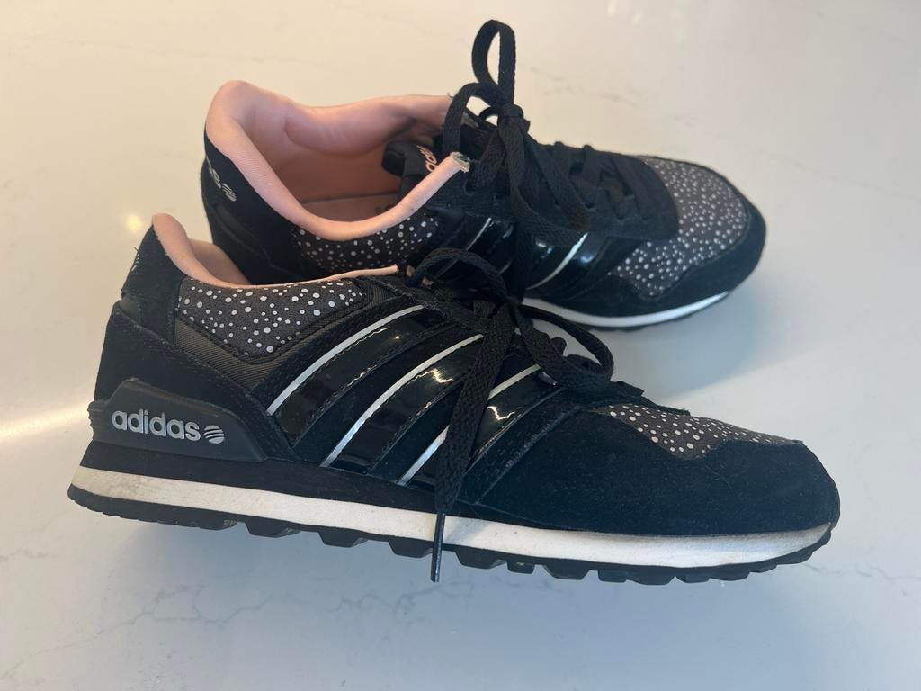 Bijna nieuwe zwarte/witte/roze Adidas NEO sneakers, maat 38, Ophalen of Verzenden, Gedragen, Zwart, Sneakers of Gympen
