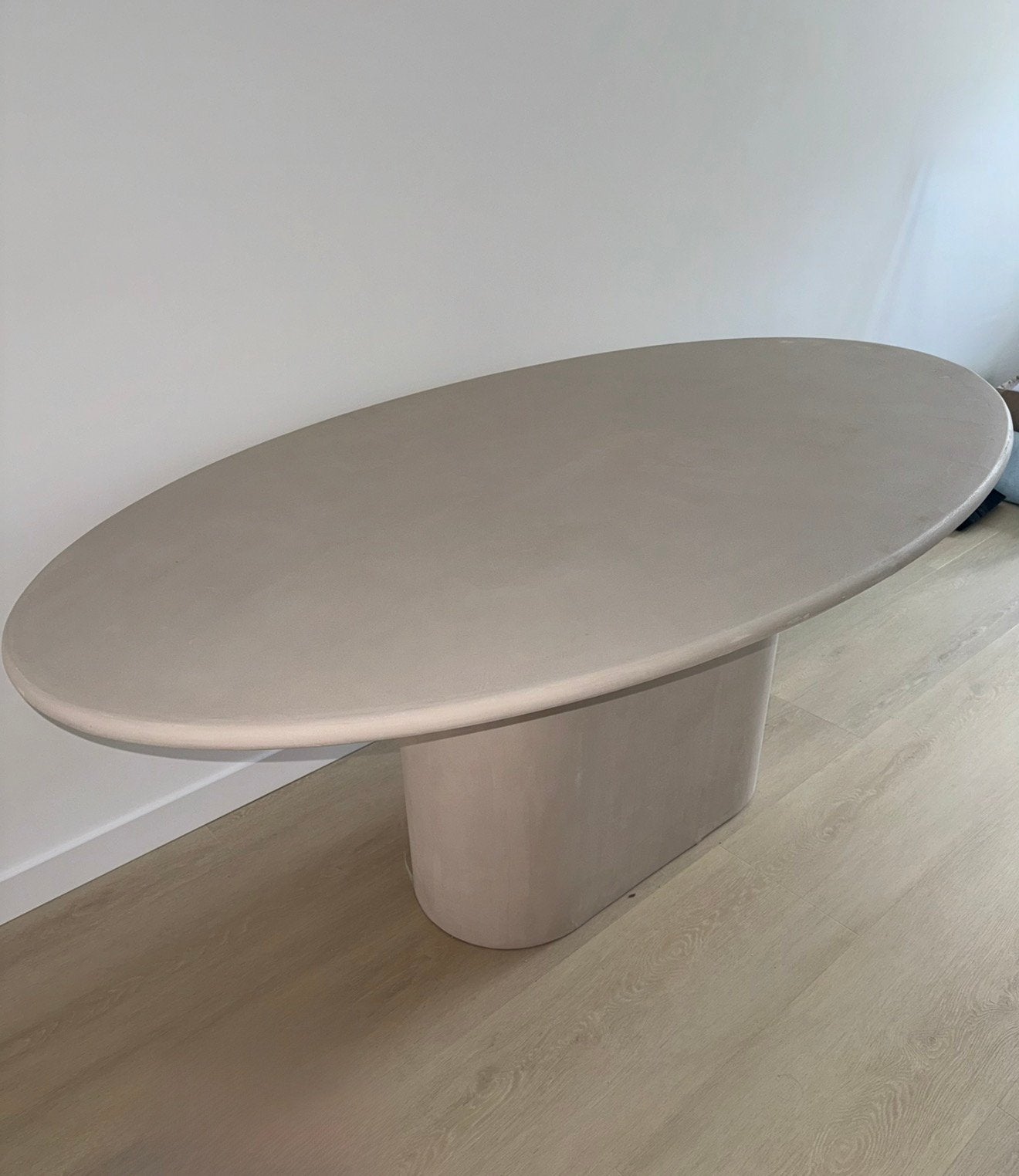 Handgemaakte beton cire eettafel - beige - 180x100, Ophalen, 50 tot 100 cm, Zo goed als nieuw, 150 tot 200 cm