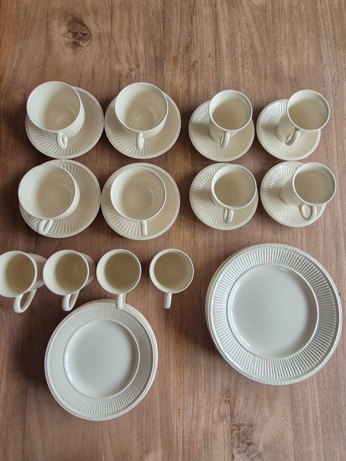 Wedgwood Queen's Ware Edme servies, Huis en Inrichting, Keuken | Servies, Ophalen, Klassiek, Nieuw, Compleet servies