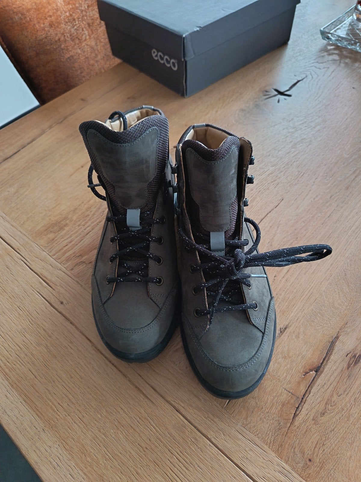 Wandelschoenen durea 6.5 h, Ophalen of Verzenden, Zo goed als nieuw, Wandelschoenen