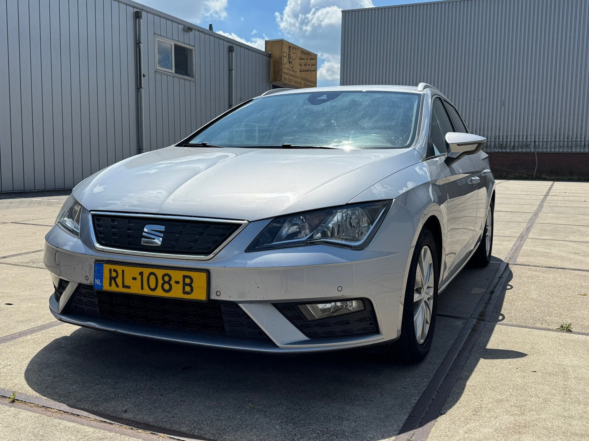 Seat Leon ST 1.0 EcoTSI Style Business Intense, Auto's, Voorwielaandrijving, Gebruikt, Leon, Origineel Nederlands