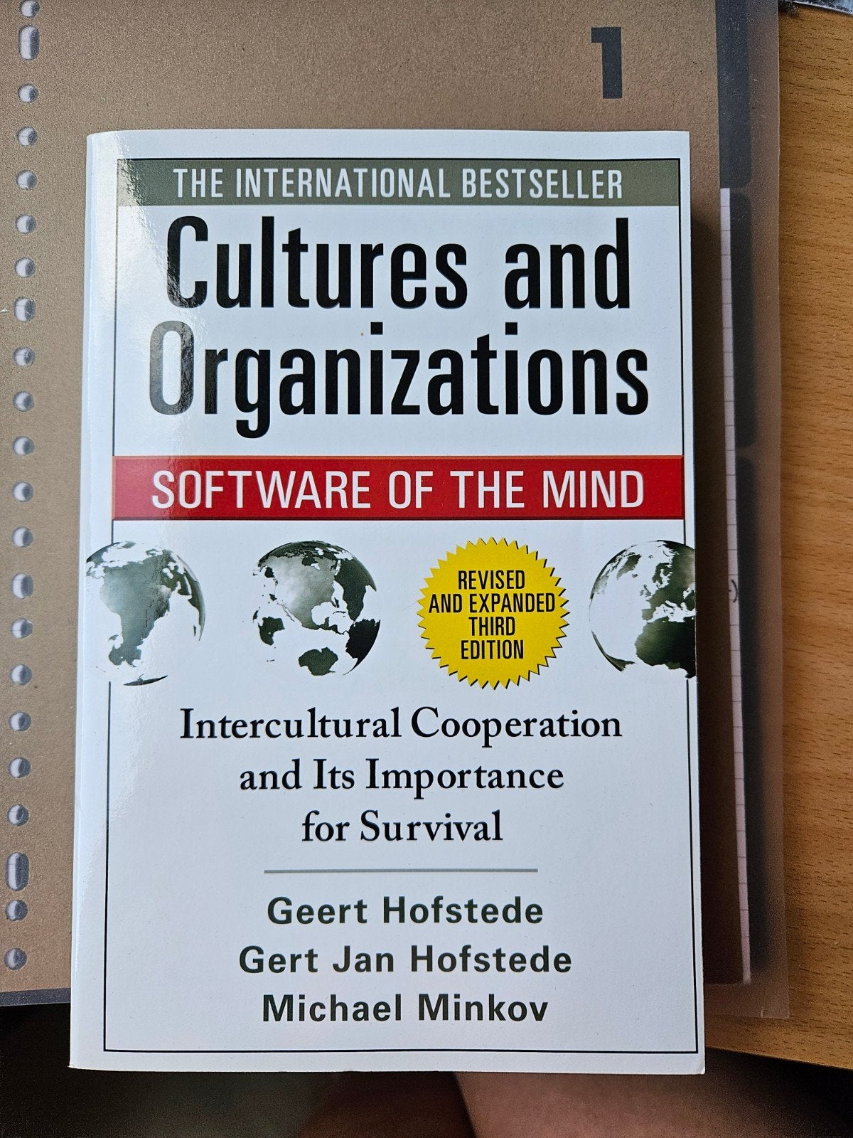 Cultures and Organizations: Software of the Mind, Geert Hofstede, Gert Jan Hofstede, Michael Minkov, Ophalen of Verzenden, Zo goed als nieuw