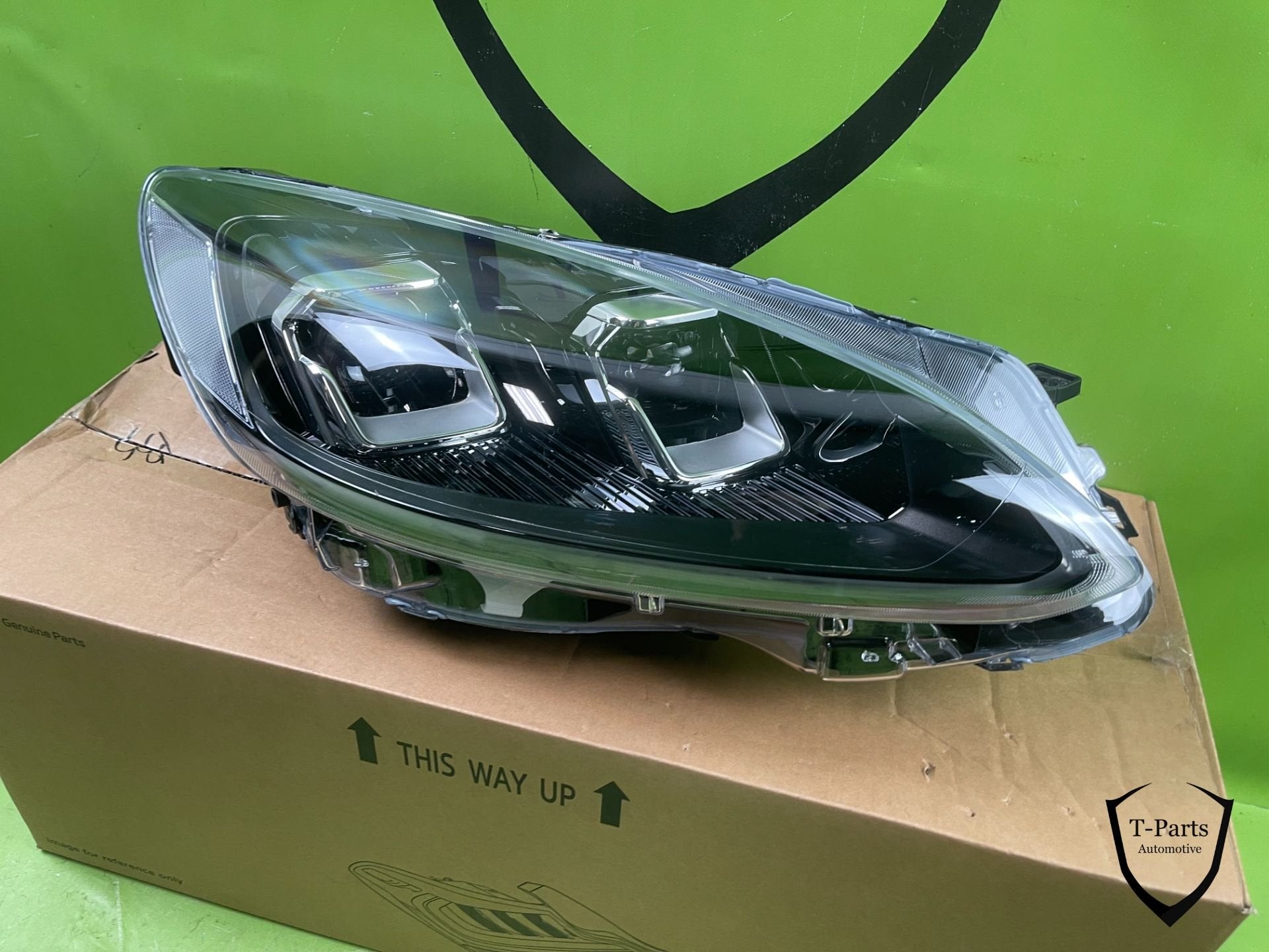 ford kuga koplamp rechts LV4B13E016AH, Auto-onderdelen, Gebruikt, Info@ford.com, Ophalen of Verzenden, Ford
