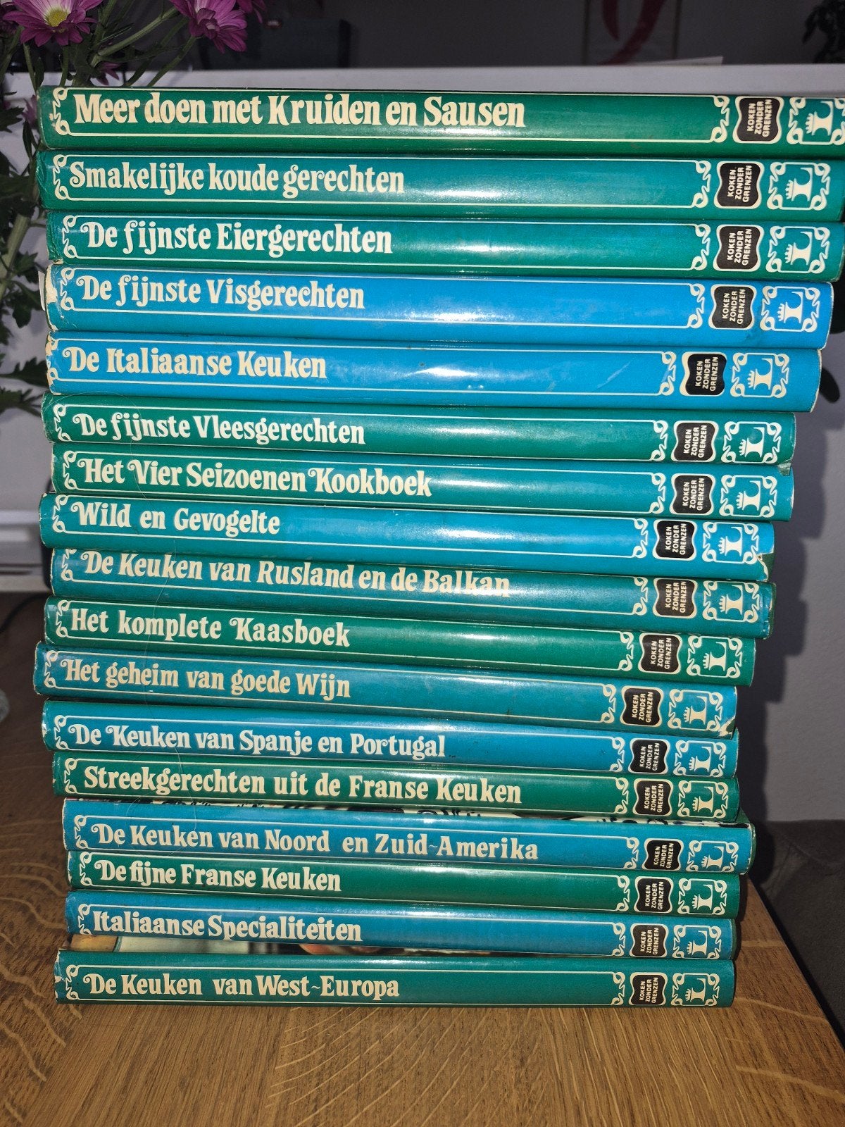 serie kookboeken 16x Koken zonder Grenzen, Boeken, Gelezen, Voorgerechten en Soepen, Ophalen of Verzenden, Lekturama