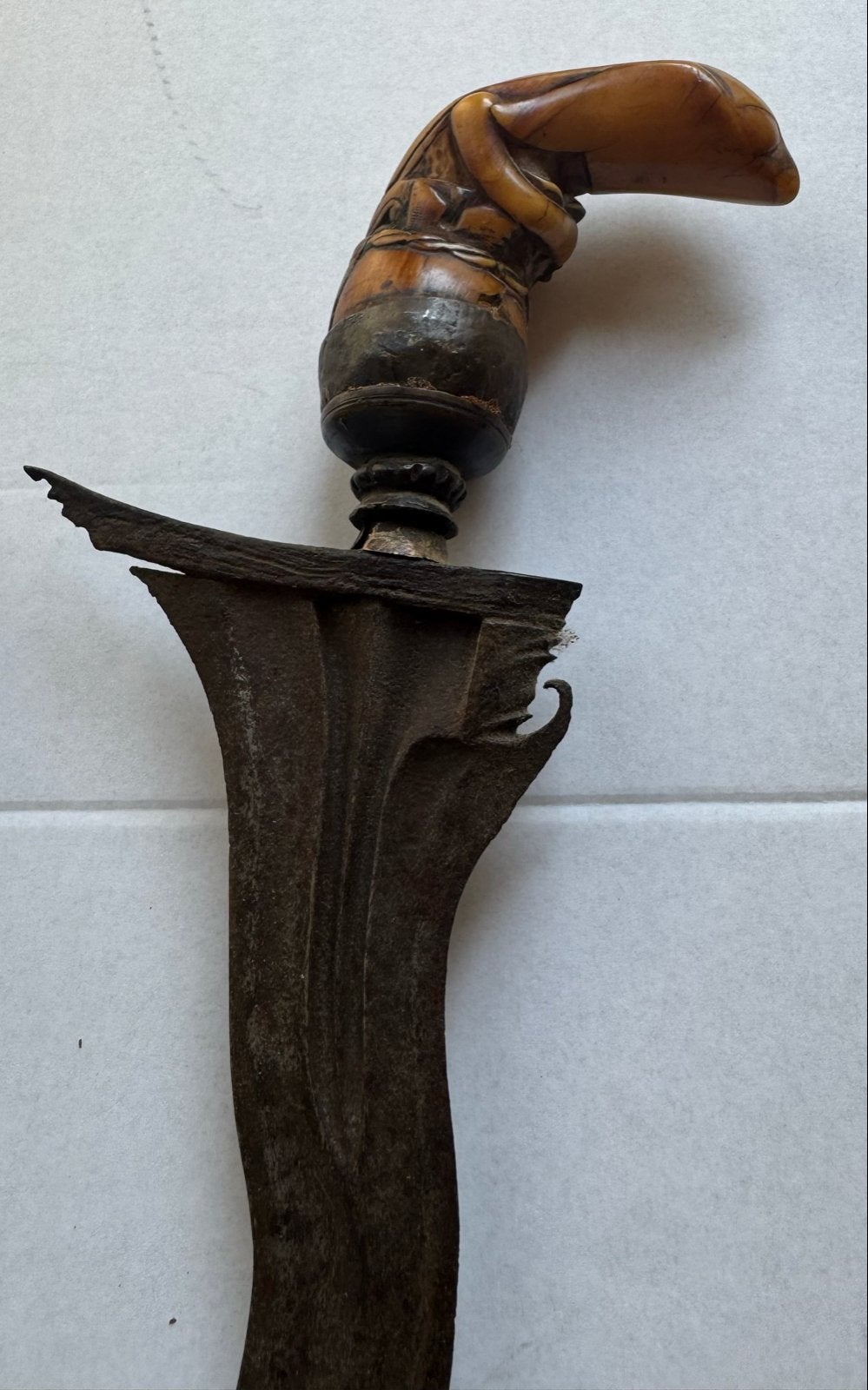 Antieke Indonesische Javaanse kris  of Keris met benen greep, Hout, Ophalen of Verzenden, Indonesië, Gesneden
