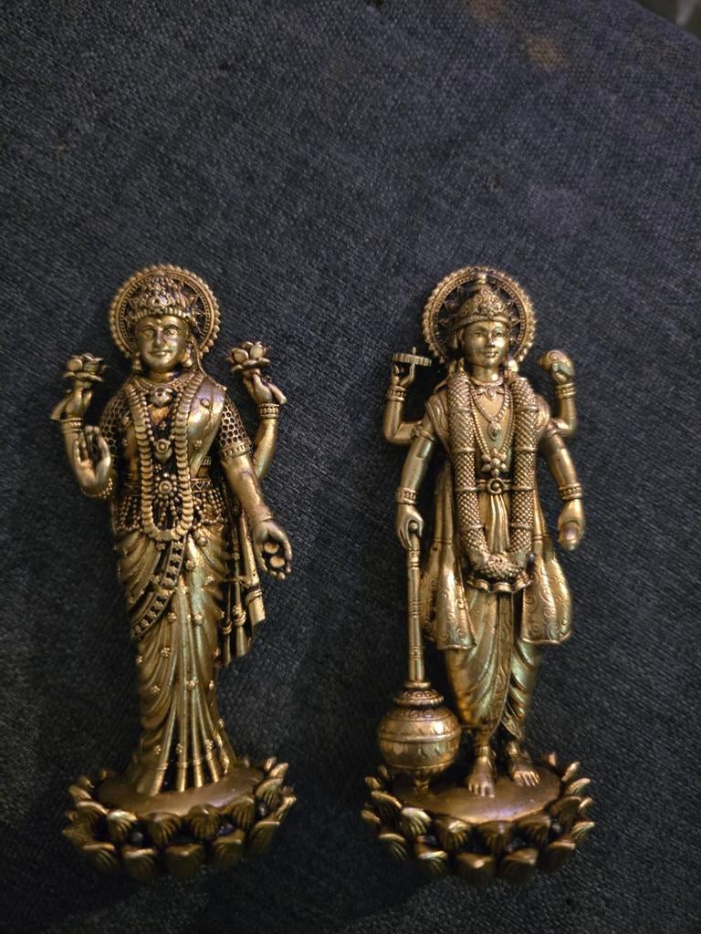 Laxmi Narayan, Verzamelen, Verrassingseieren, Ophalen of Verzenden