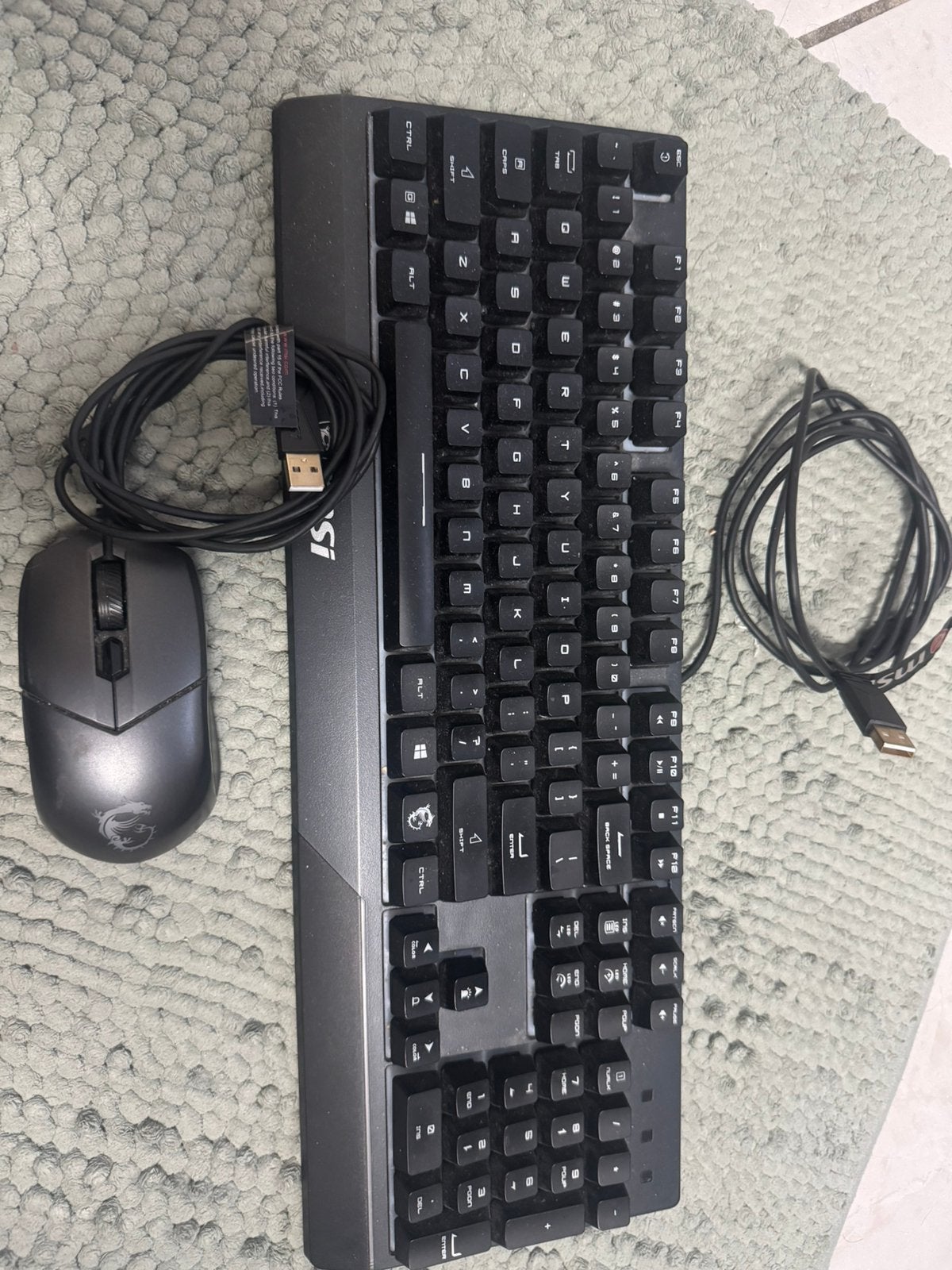 MSI Vigor GK30 Combo - Toetsenbord en Muis Combo, Gebruikt, Ophalen of Verzenden, Qwerty, Bedraad