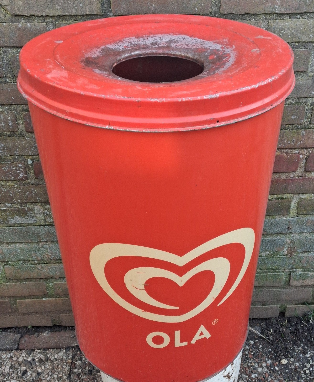 OLA IJS papierbak. Metaal.  Ca '60/'70. 42/61 cm. RARE., Huis en Inrichting, Woonaccessoires | Prullenbakken, Gebruikt, Metaal
