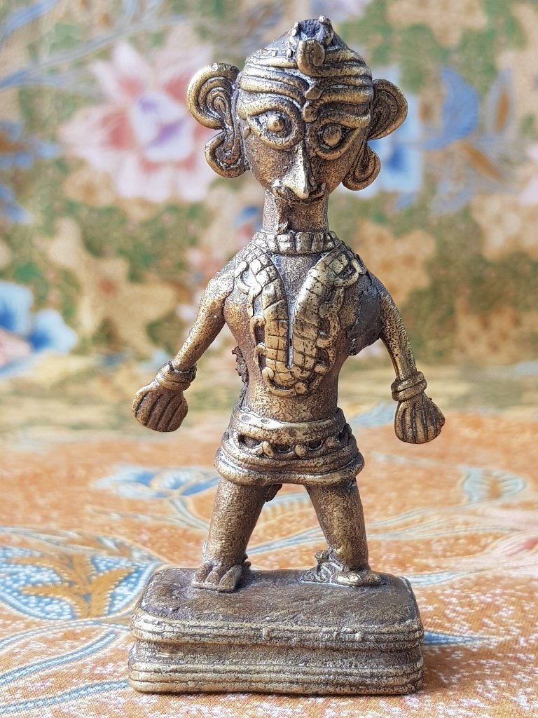 Mooi antiek brons beeldje uit India van een man 8,5 cm., Antiek en Kunst, India, Handgemaakt, Ophalen of Verzenden, Brons