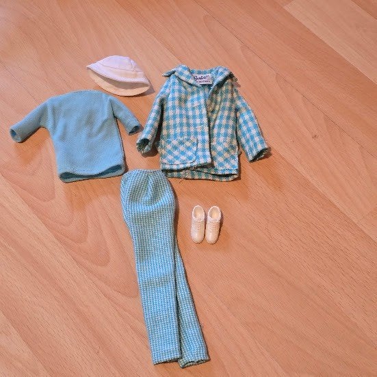 Barbie Outfit Outdoor Life #1637, Ophalen of Verzenden, Zo goed als nieuw, Kleertjes