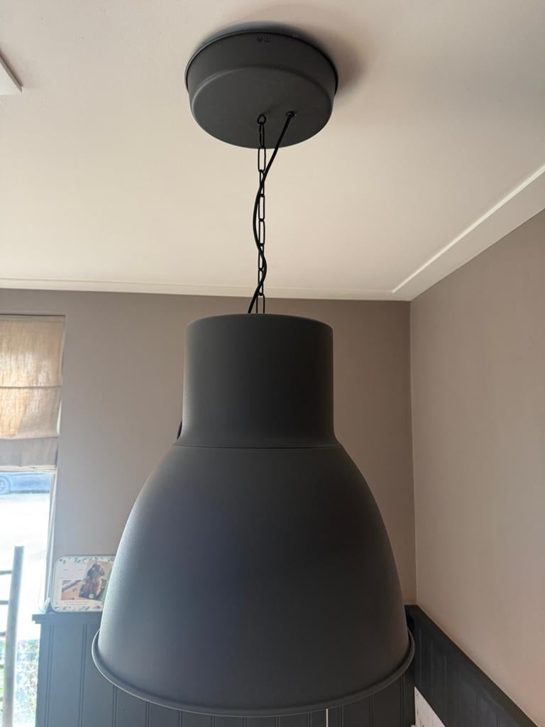 Hektar lampen ikea groot zgan donkergrijs 2 stuks, Huis en Inrichting, Lampen | Hanglampen, Ophalen, Zo goed als nieuw, Minder dan 50 cm