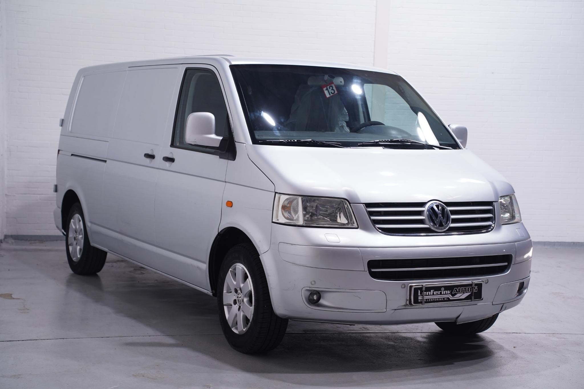Volkswagen Transporter 2.5 TDI 130 pk Lang 5 Cilinder Youngt, Stof, Gebruikt, Volkswagen, 2500 kg